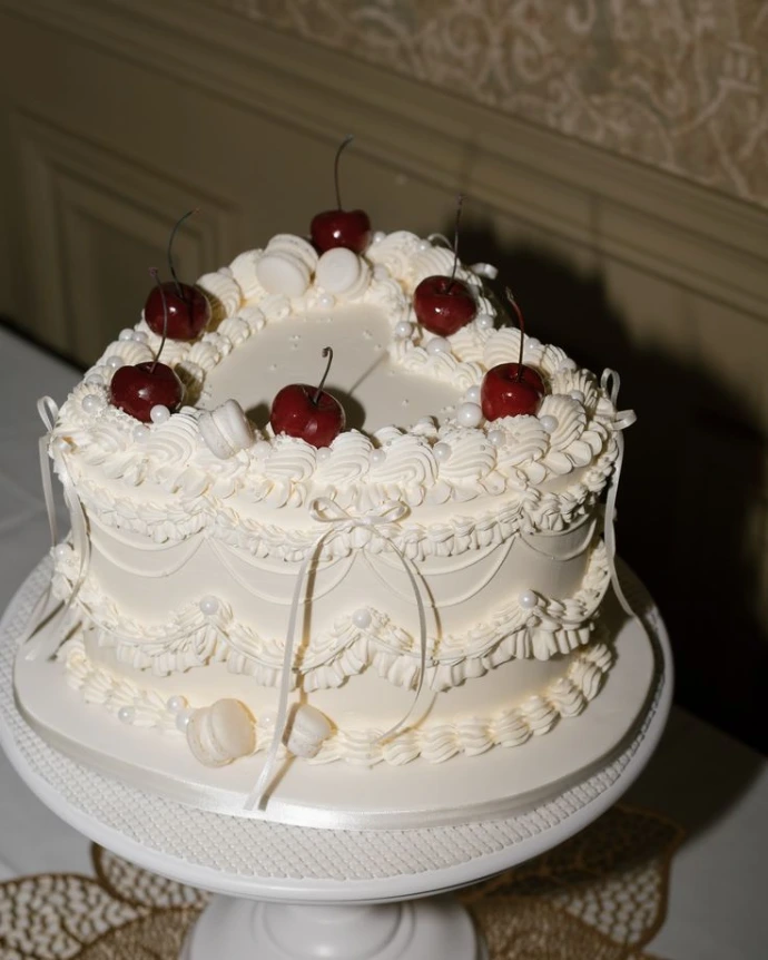 butterscotch cake butterscotch cake is an soft , moist and sponge, smooth cream bakinglove.
